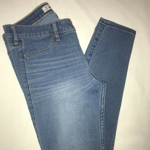 Hollister Lightwash Jeans